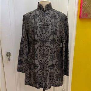 Shanghai Tang- Elegant Black and Gray Patterned silk Mandarin Jacket